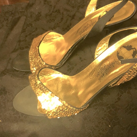 Woodward’s International Shoes - 1950-1960 Gold Sequinned Shoes